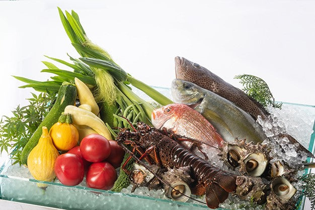 魚介類や野菜の食材