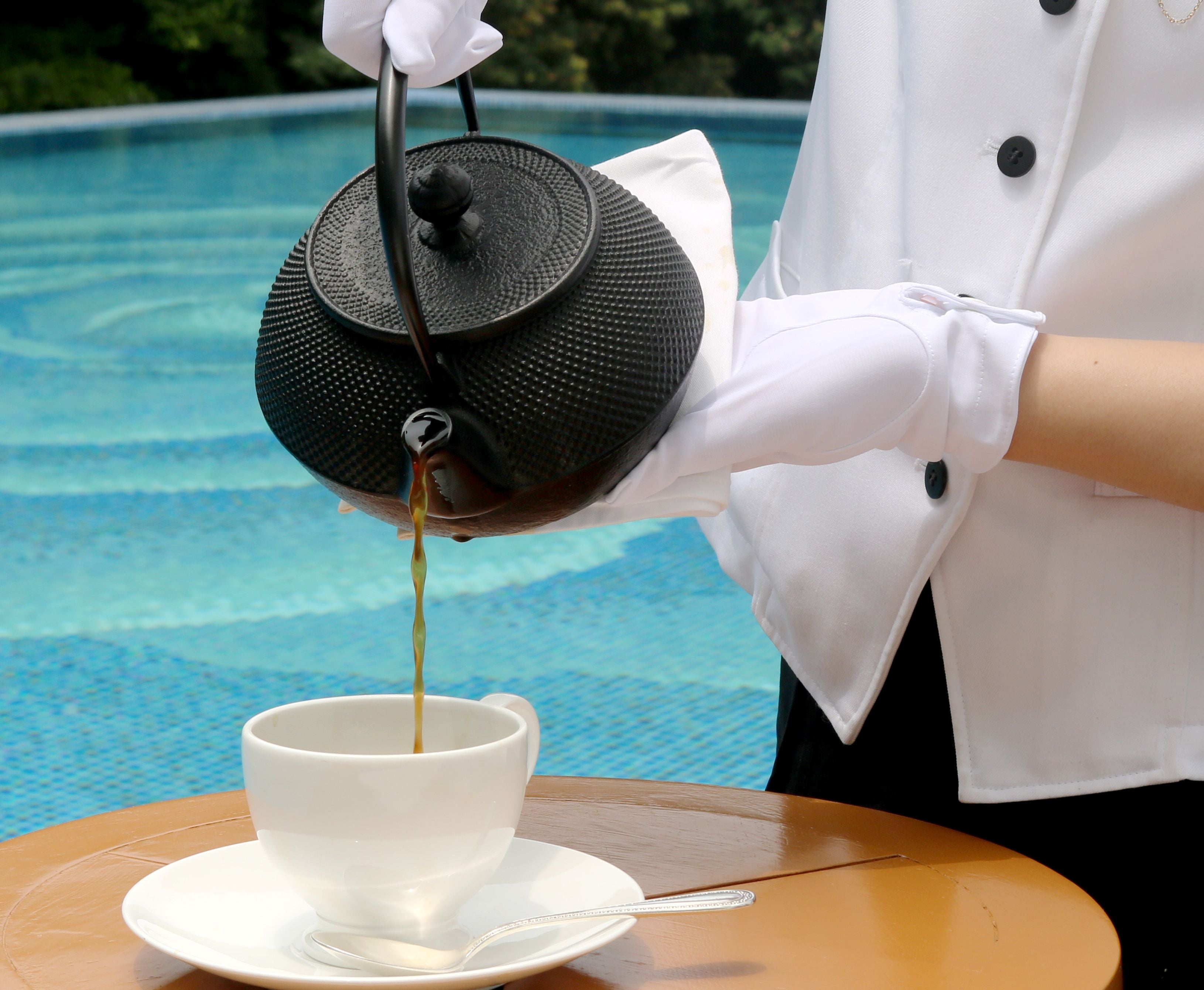 南部鉄瓶で注ぐコーヒー