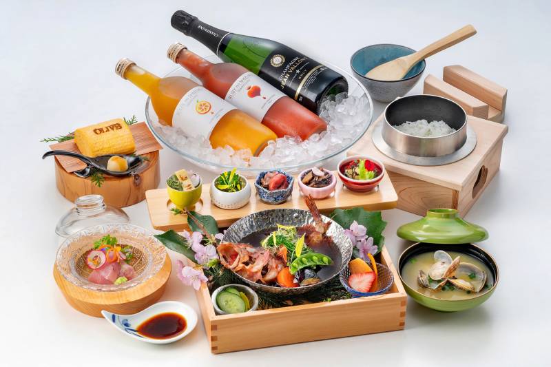 Champagne Breakfast Simmered Fresh Fish