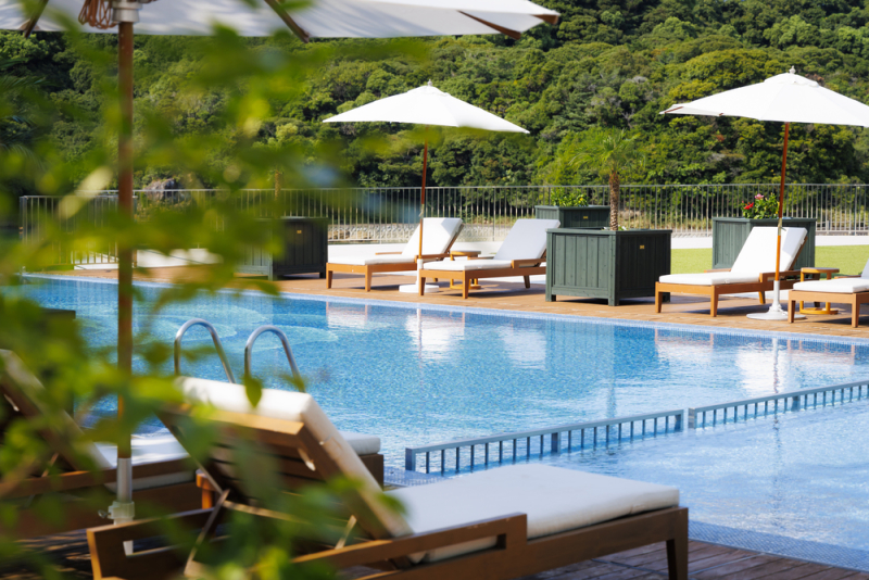 Pool Side Lunch Time Service